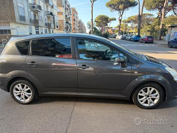 Toyota Corolla Verso 2.2 D 136cv - 7 POSTI -