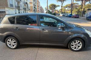 Toyota Corolla Verso 2.2 D 136cv - 7 POSTI -