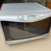 WHIRLPOOL FORNO MICROONDE CON FUNZIONI CRISP E 6 S