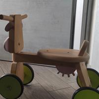 Scratch balance bike cow