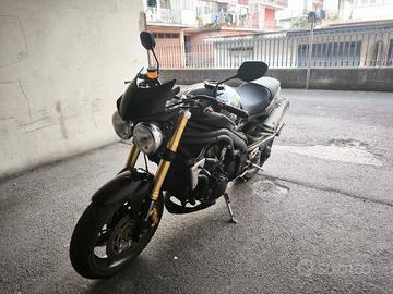 Triumph Speed triple 1050 