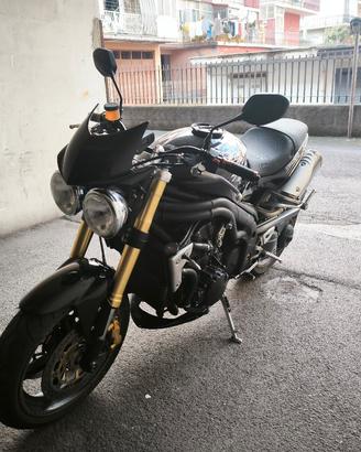 Triumph Speed triple 1050 