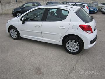Peugeot 207 1.4 HDI