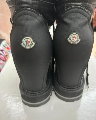 Anfibi Moncler con zeppa interna
