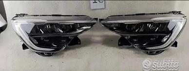 Renault Arkana Fari Full LED