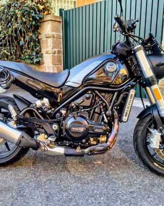 Benelli Leoncino 500