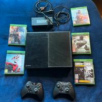 Xbox one con giochi e 2 controller