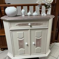 Mobiletto-piccola credenza Shabby