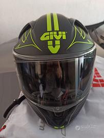 caschi GIVI