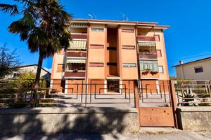 Appartamento bicamere con garage e cantina