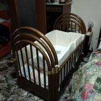Culla in legno in buono stato