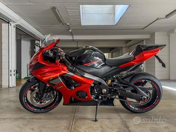 splendido suzuki gsxr 1000 k 7 - perfetto