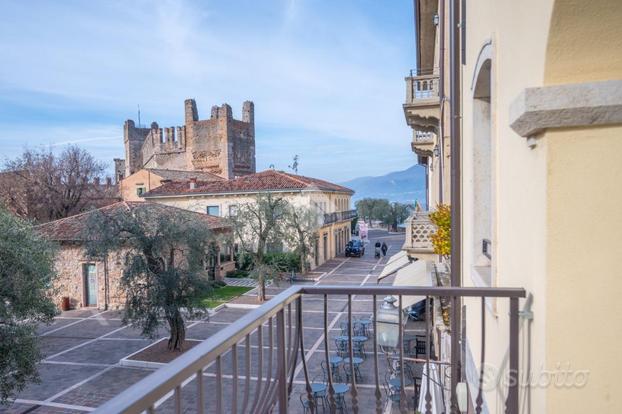 2 LOCALI A TORRI DEL BENACO