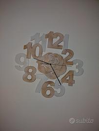 Orologio in legno