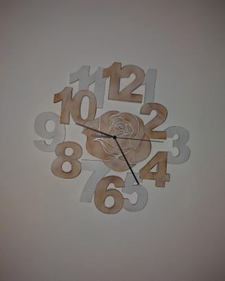 Orologio in legno