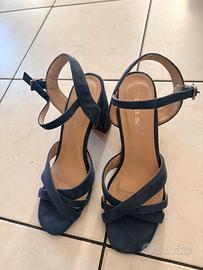 Sandali blu
