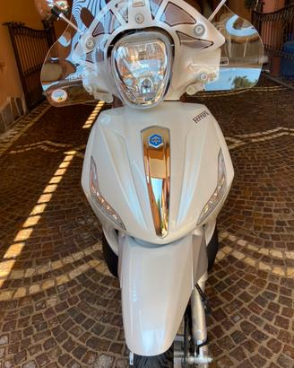 Beverly 300 anno 2019 km 12000