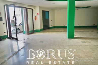 Locale commerciale - Villa di Briano