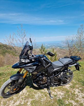 Suzuki V-strom 1050 DE, come nuovo