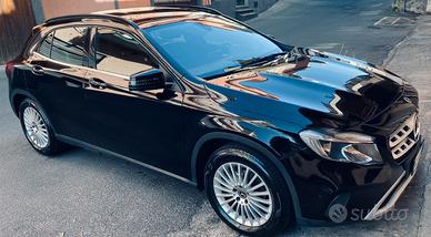 Mercedes Gla