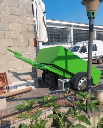 Carrello agricolo ribaltabile