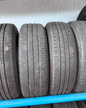 4 gomme panda
