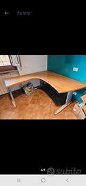 scrivania ikea angolare