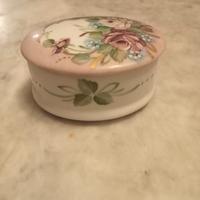 scatola in porcellana 