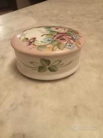 scatola in porcellana 