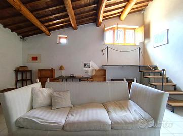 CASA SEMINDIPENDENTE A SAN GEMINI