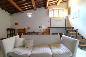 CASA SEMINDIPENDENTE A SAN GEMINI