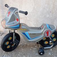 Triciclo Toys Toys 
