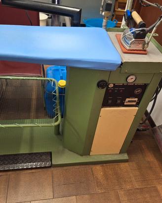 FERRO DA STIRO PROFESSIONALE