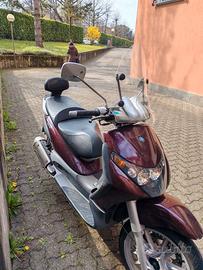 BEVERLY 200