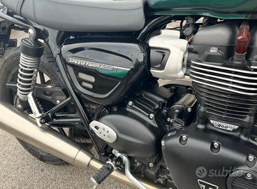 Triumph Street Twin - 2024