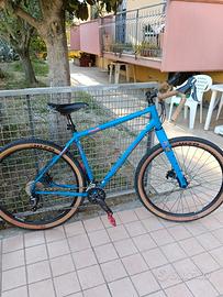 cinelli hobootleg gravel/Adventure bike