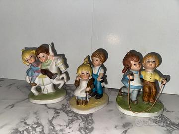 3 Statuine in ceramica di bambini