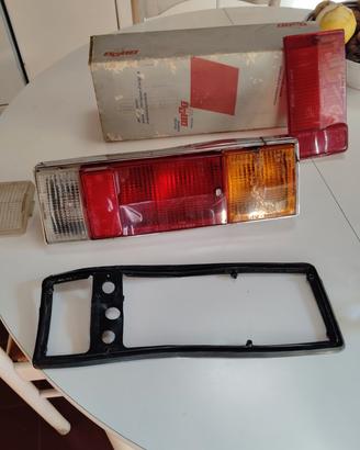 fanale posteriore sinistro per fiat 124 spider 
