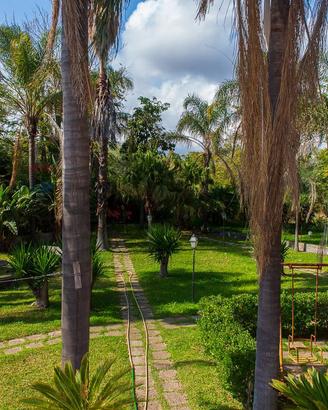 Villa o villino - San Giovanni la Punta