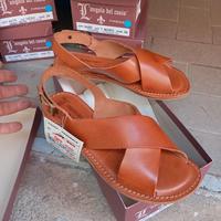 Sandali da donna artigianali in vero cuoio, nuovi