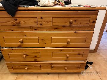 Cassettiera camera da letto di legno pregiato