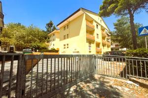 2 LOCALI A ACQUAPPESA