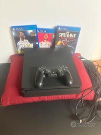 PLAY STATION 4 slim 1 TB NUOVA,1 joypad , 3 giochi