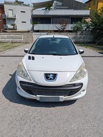 Peugeot 206+ 1.4 DHi 75cv (2010) con 187.000 km
