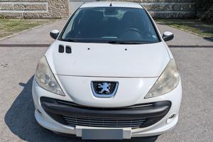 Peugeot 206+ 1.4 DHi 75cv (2010) con 187.000 km