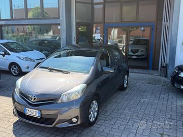 Toyota Yaris 1.3 Garanzia completa 5 porte Lounge