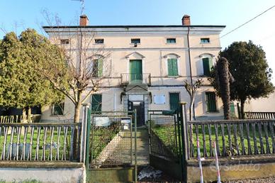 VILLA SINGOLA A CASTELBELFORTE
