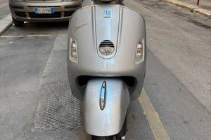 Vespa 250 GTS - 2006