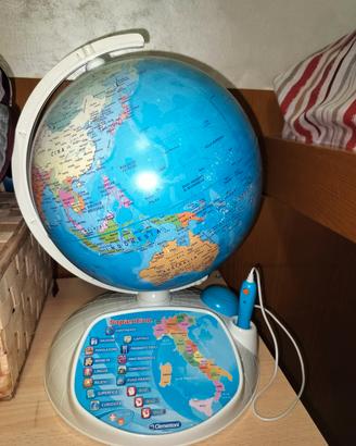 mappamondo con penna Clementoni 