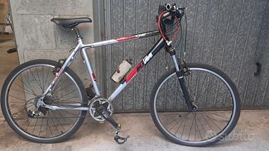 Mountan Bike KTM acquistata da Decathlon 